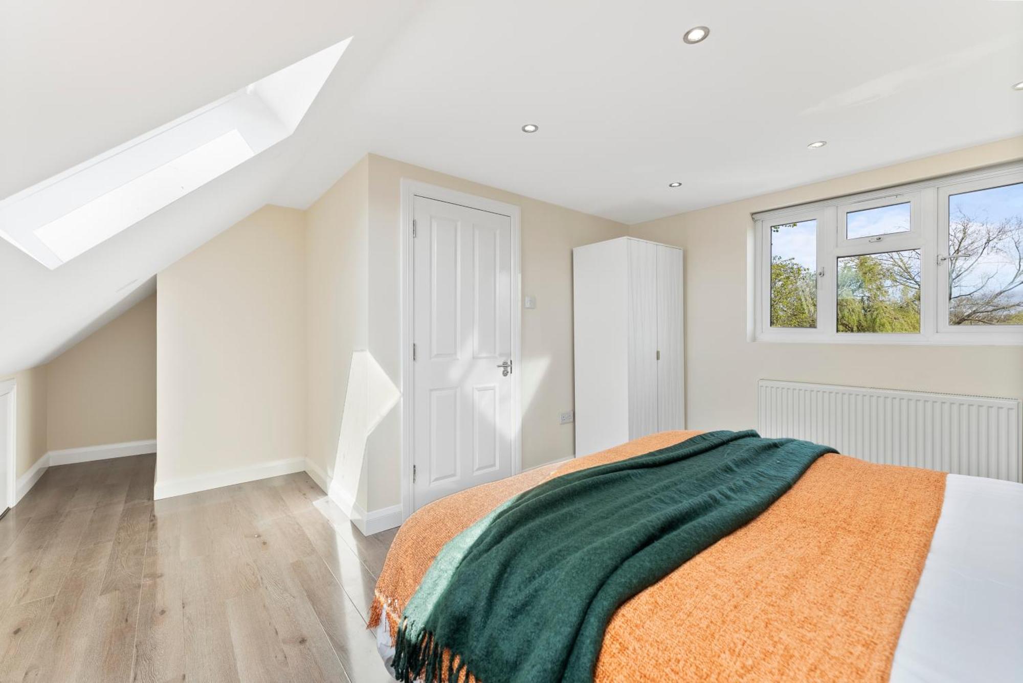 Stylish Wembley Gem - Parking -Sleeps 14 Londres Exterior foto