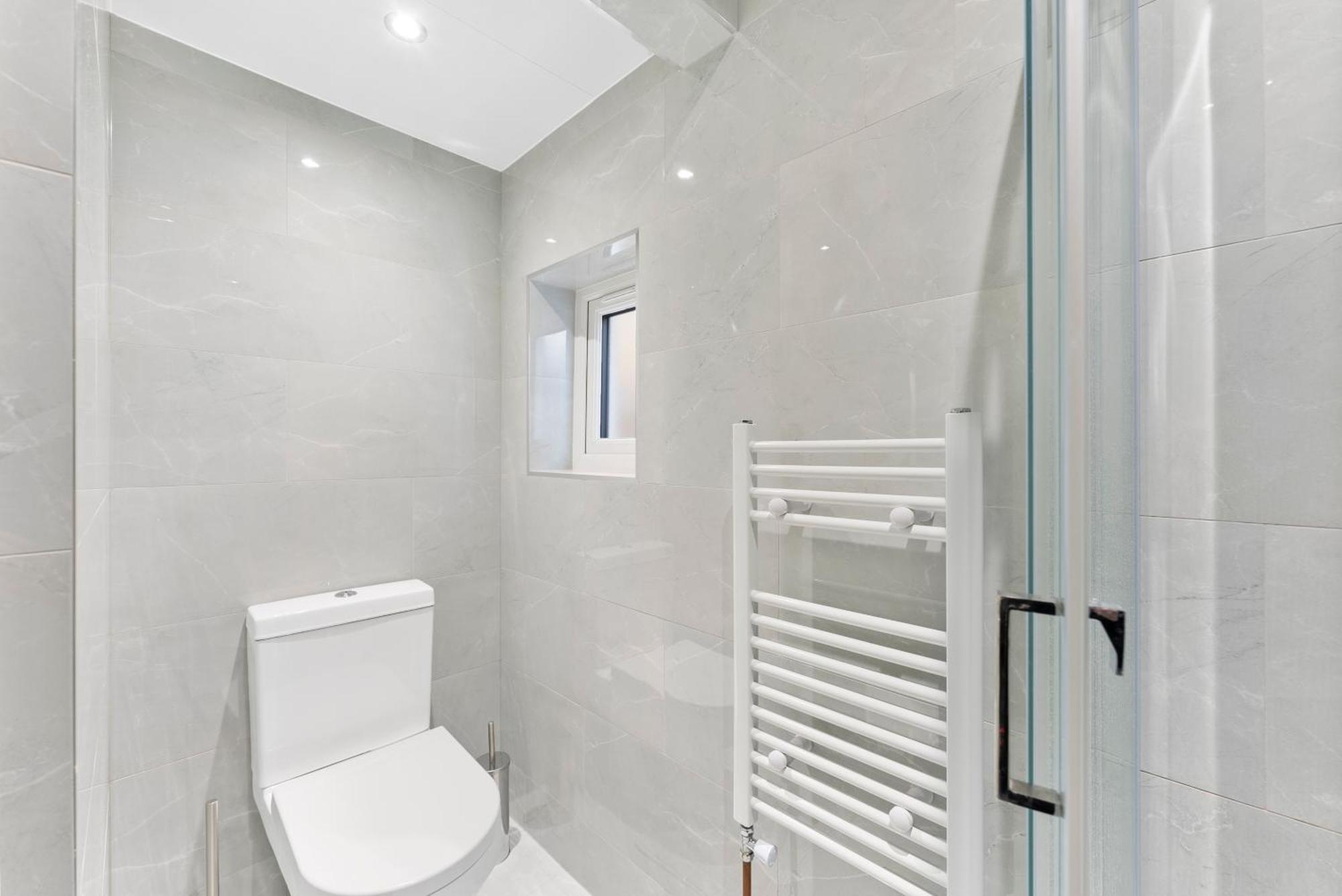 Stylish Wembley Gem - Parking -Sleeps 14 Londres Exterior foto