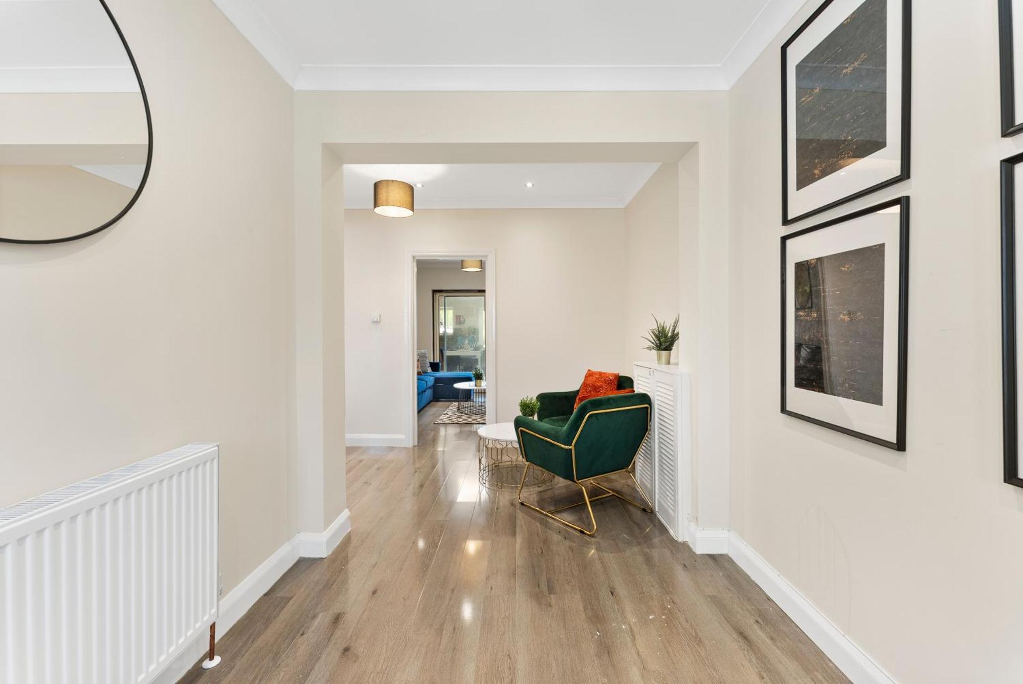 Stylish Wembley Gem - Parking -Sleeps 14 Londres Exterior foto