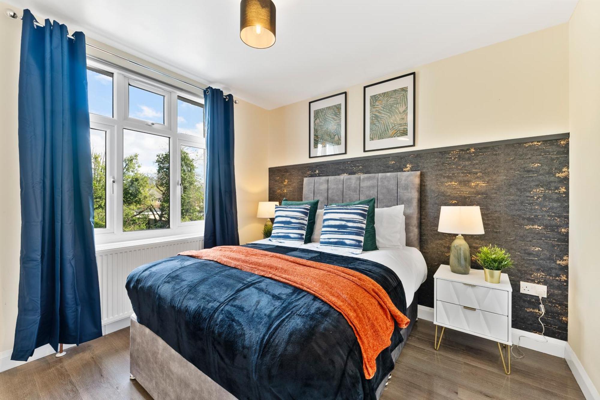 Stylish Wembley Gem - Parking -Sleeps 14 Londres Exterior foto