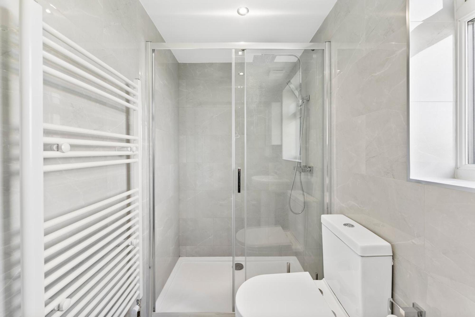 Stylish Wembley Gem - Parking -Sleeps 14 Londres Exterior foto