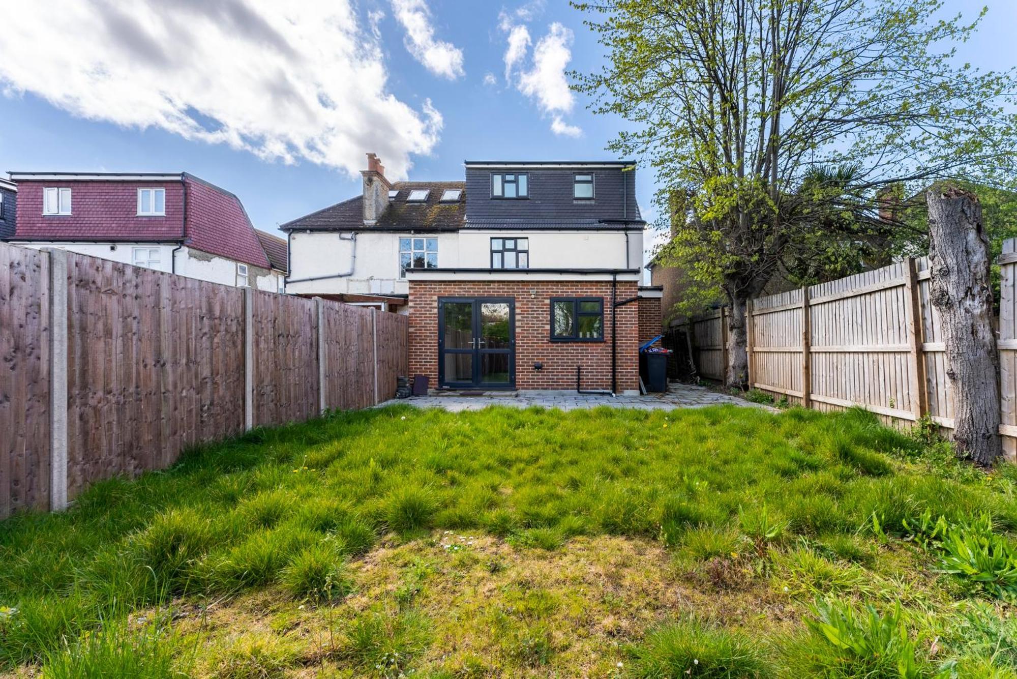 Stylish Wembley Gem - Parking -Sleeps 14 Londres Exterior foto